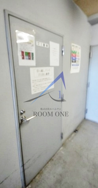 アプレシティ桜上水のその他共用部分|敷地内ごみ置き場です。