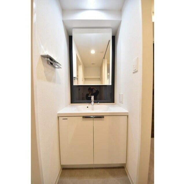 ラ・ミアカーサ中目黒の洗面所