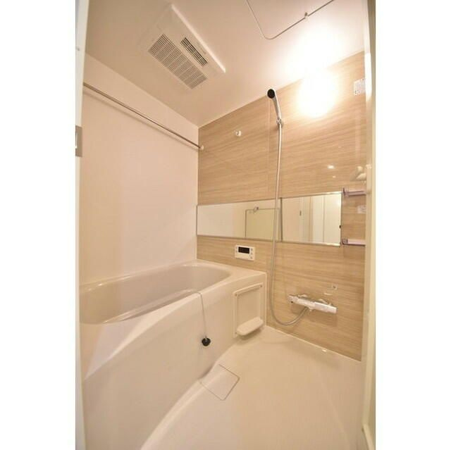 ラ・ミアカーサ中目黒の浴室