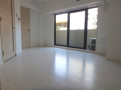 【洋室】 | サムティ江坂レガーロ