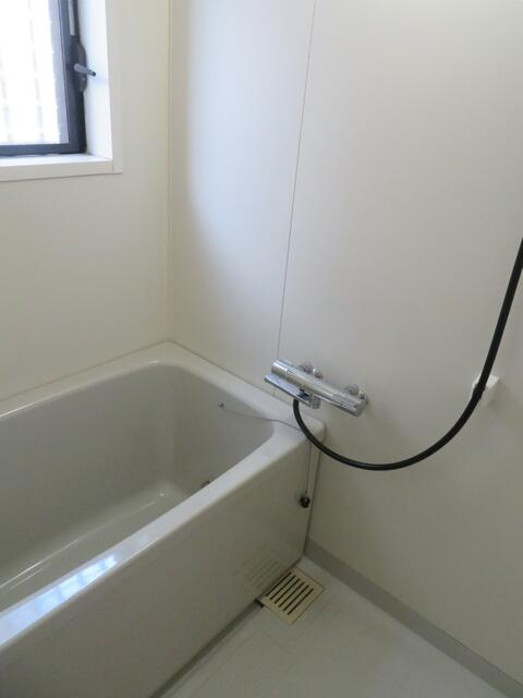 ペアシティの浴室