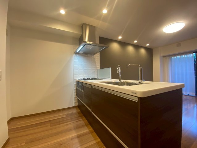 ヴィラフォンターナ千代田富士見のキッチン|コンパクトなキッチンで掃除もラクラク