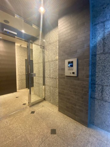 ヴィラフォンターナ千代田富士見のエントランス|落ち着いたエントランスです