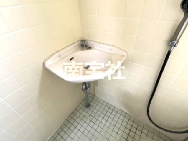 【洗面所】