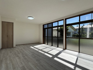 【居間・リビング】 | 石井中古住宅