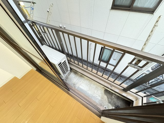 昭島市福島町の賃貸マンションのバルコニー