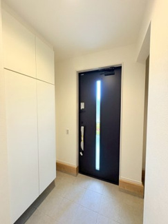 【玄関】 | 鶴ヶ島市中新田　新築分譲　東武越生線『一本松駅』徒歩2分　【新町小学区】