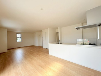 【居間・リビング】 | 鶴ヶ島市中新田　新築分譲　東武越生線『一本松駅』徒歩2分　【新町小学区】