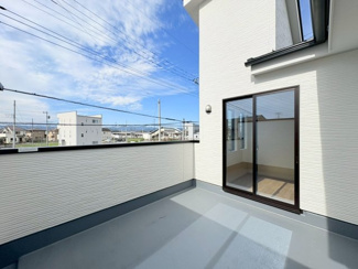 【バルコニー】 | 鶴ヶ島市中新田　新築分譲　東武越生線『一本松駅』徒歩2分　【新町小学区】