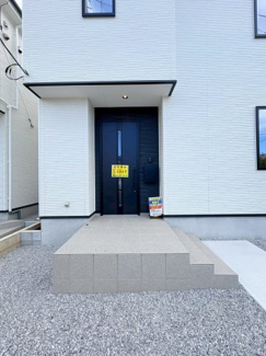 【玄関】 | 鶴ヶ島市中新田　新築分譲　東武越生線『一本松駅』徒歩2分　【新町小学区】