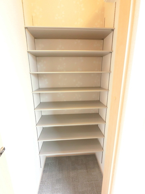 ブルーサファイア　Ａの収納|シューズクローク