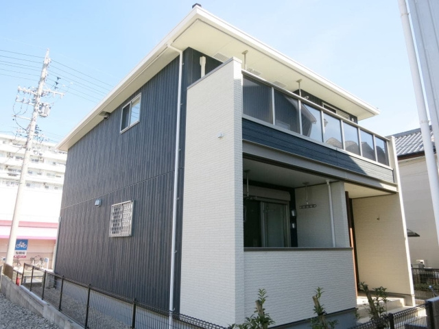 ストーリアチッタ六名の外観