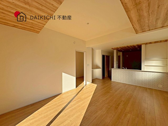 【居間・リビング】 | 行田市富士見町2丁目　2期　新築戸建　全2棟　1号棟