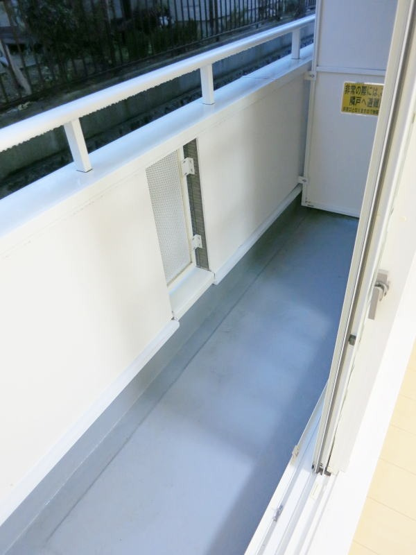 ゼファー竜美のバルコニー