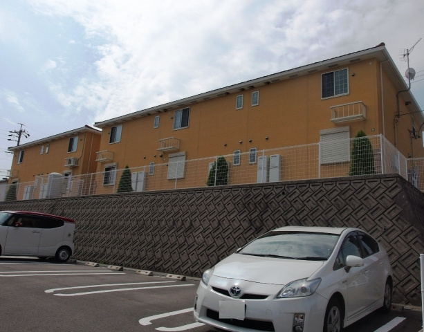 グリーンシティ竜美Aの外観