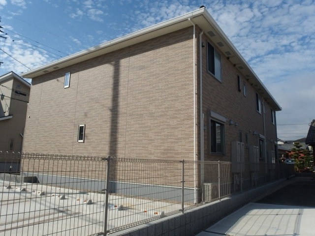 プラシード柱の外観