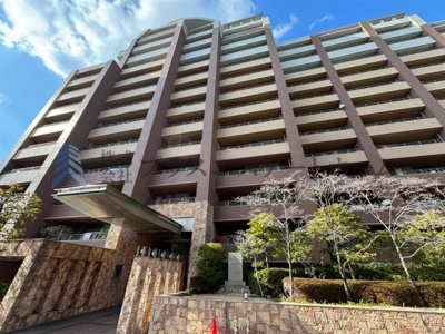 【外観】 | テラス神戸・中山手 | タイル張りの綺麗な外観♪高級感が漂います♪