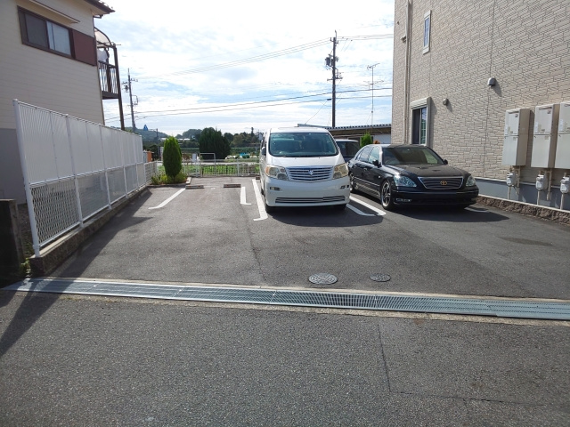 ランドマークの駐車場