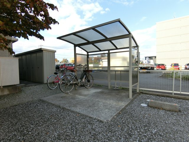 ジュネス・アニー　Aのその他共用部分