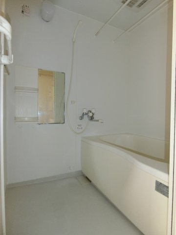 ジュネス・アニー　Aの浴室|イメージ202号室の写真