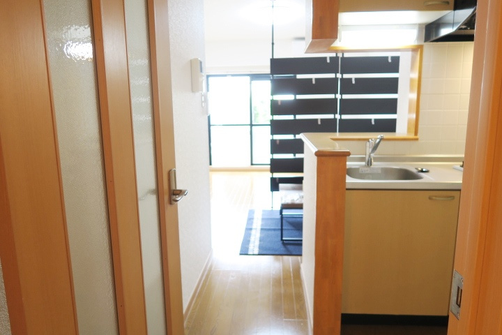 イーストセトルの内装|別号室の参考写真です。