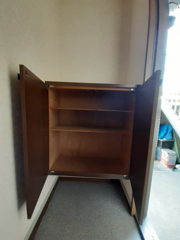 セジュール金子A棟の玄関