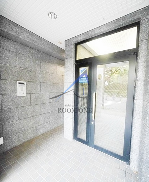 新横浜ＦＳビルのエントランス|エントランスです。