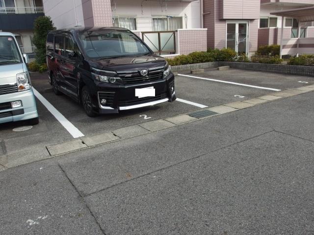アーバンライフＡの駐車場