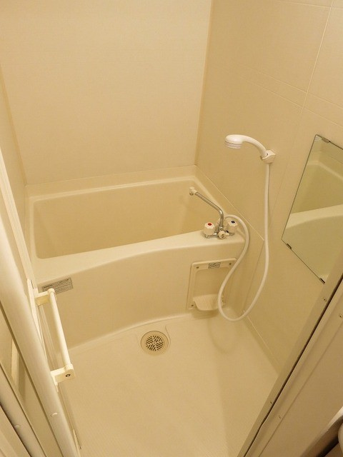 リフティー井上Ｂの浴室