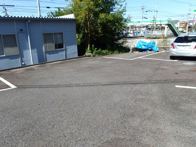 サンフォレストの駐車場
