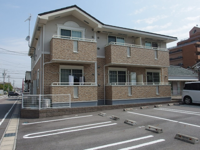 ラストリア寿の外観