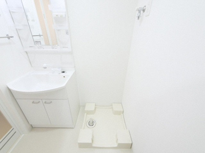 【設備】 | グランカーサ天王寺EAST | 洗濯機置き場です