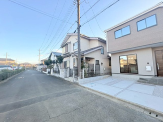 【前面道路含む現地写真】 | 鶴ヶ島市南町1丁目　新築分譲　東武東上線『鶴ヶ島駅』徒歩25分　【南小学区】