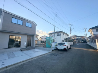 【前面道路含む現地写真】 | 鶴ヶ島市南町1丁目　新築分譲　東武東上線『鶴ヶ島駅』徒歩25分　【南小学区】