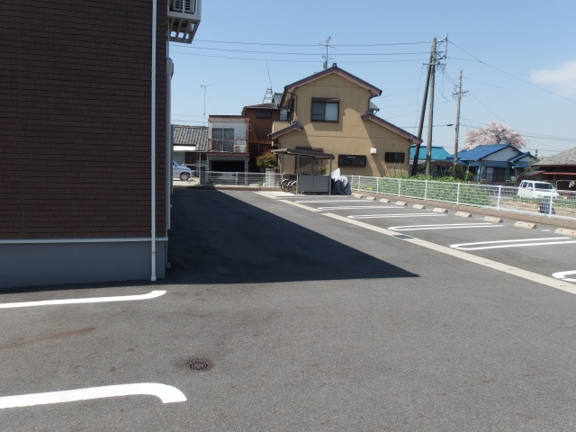 コリーヌⅡの駐車場