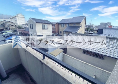 【その他】 | ラインビルド五軒邸エイト | ・JR播但線「京口」駅まで徒歩約7分♪
・南向きにつき採光良好♪
・両面バルコニーにつき通風良好♪
・洗面台が2つあり朝の身支度も快適♪