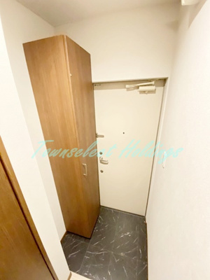 【玄関】 | セレーノ夕陽ケ丘 | お履き物が多い方にもおすすめ♪