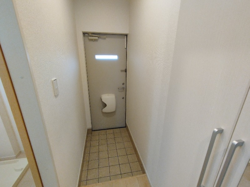 サンパティーク蓑川の玄関
