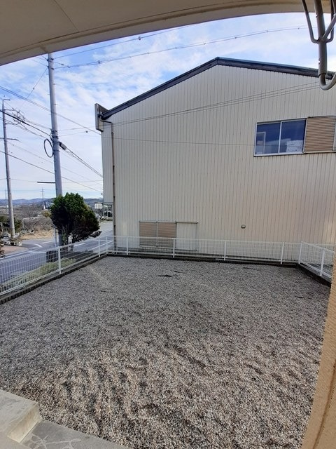 ガーデンハウス緑丘Ａの庭