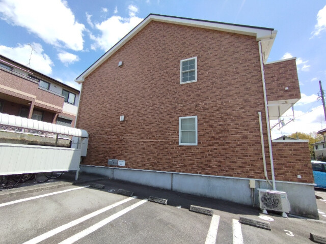 ドミールラヴェニューの外観