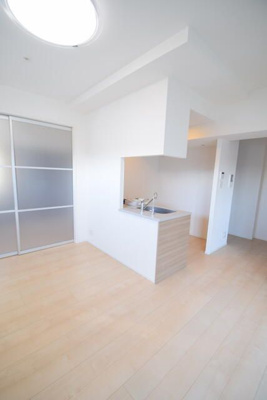 【居間・リビング】 | ビバリーホームズ秋葉原