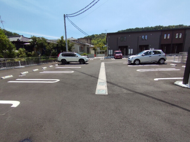 ウィステリア　アール．Ⅰの駐車場