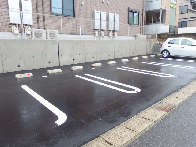 スペリオール如水の駐車場