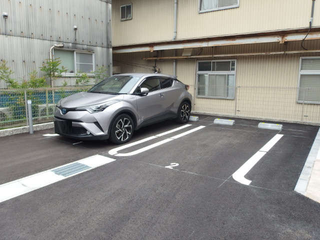 ハーティーテラスの駐車場