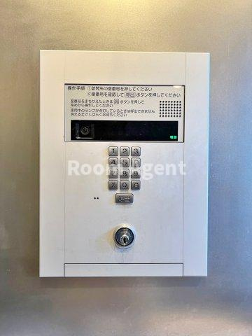 プレサンス久屋大通公園セラフィのエントランス