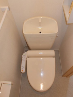 【トイレ】 | 遊雅 | 温水洗浄便座付きのトイレです