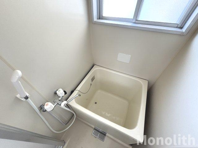 ビレッジハウス葛ノ葉1号棟の浴室