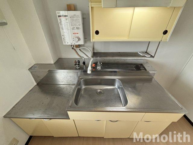 ビレッジハウス葛ノ葉1号棟のキッチン