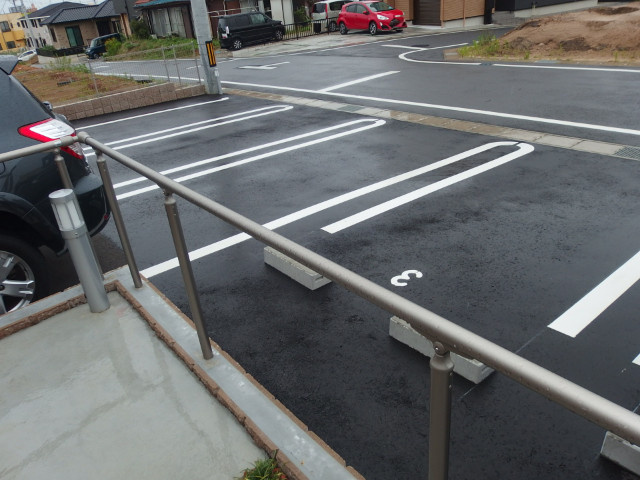 グランツ　ベル　蓑川の駐車場