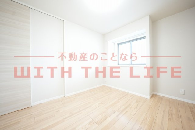 シャーメゾンレジデンス夜明【キャッシュバック対象物件】の洋室|洋室です